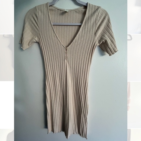 Mini dress - Picture 1 of 1